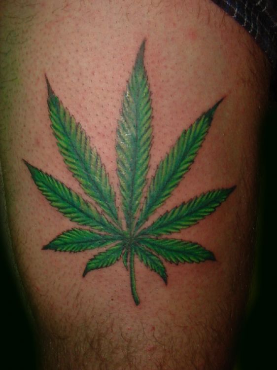 marihuana-lisc-tatuaz
