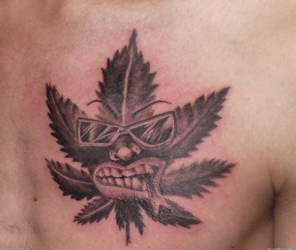 zywy-lisc-marihuany-tatuaz