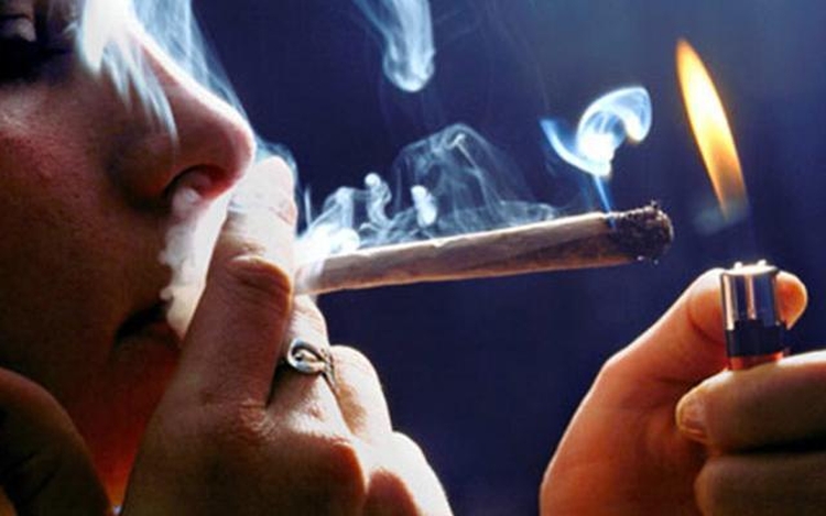 palenie-marihuany-nie-ma-szkodliwego-wplywu-na-pluca