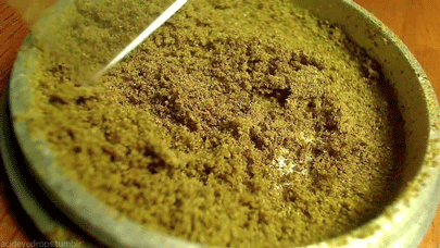 pyłek-młynek-marihuana