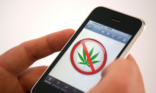 smartfony powstrzymaja mlodziez przed narkotykami