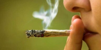 Jak przewidzieć, czy młoda osoba będzie używała marihuany