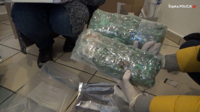 65 kilogramów marihuany przejęła policja na śląsku