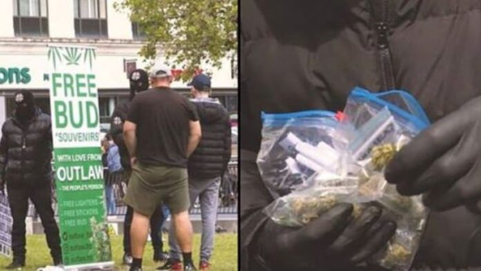 Zamaskowani mężczyźni rozdawali darmową marihuanę w centrum Manchesteru