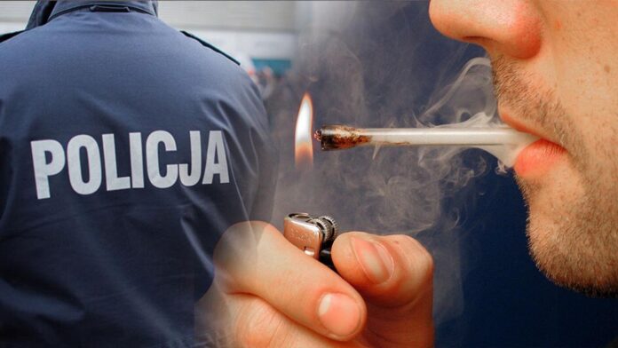 Czterech mężczyzn z Łodzi zapytali policjantów o lufke do palenia marihuany