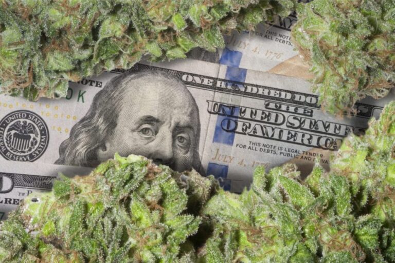 USA: Bank Rezerw Federalnych podkreśla potencjał ekonomiczny i wpływ legalizacji marihuany na zdrowie